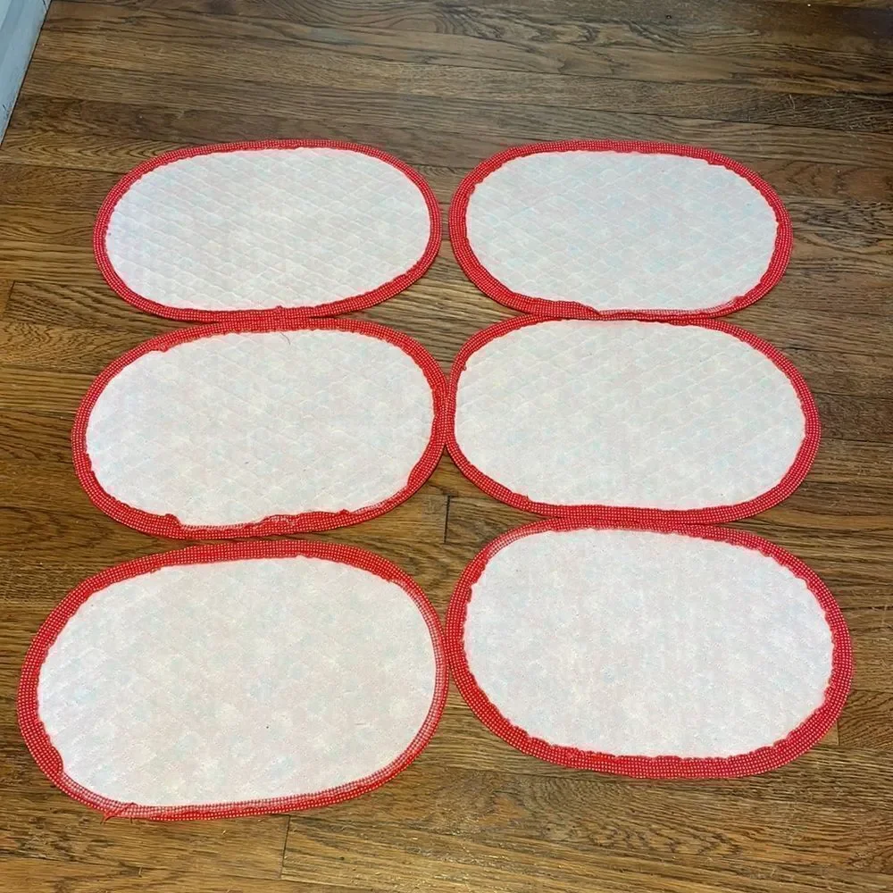 Vintage late 60s/early 70s six red quilted flower‎ power placemats
